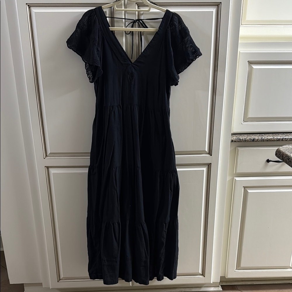 Black Lace Sleeve Dress